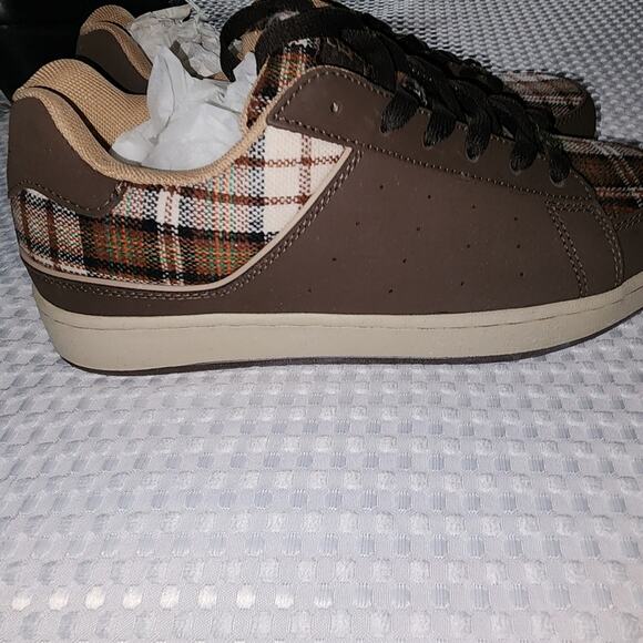 BITTER & TWISTED  NIB MENS SIZE 9M COLTON PLAID & LEATHER SKATEBOARD SNEAKERS - Picture 2 of 12